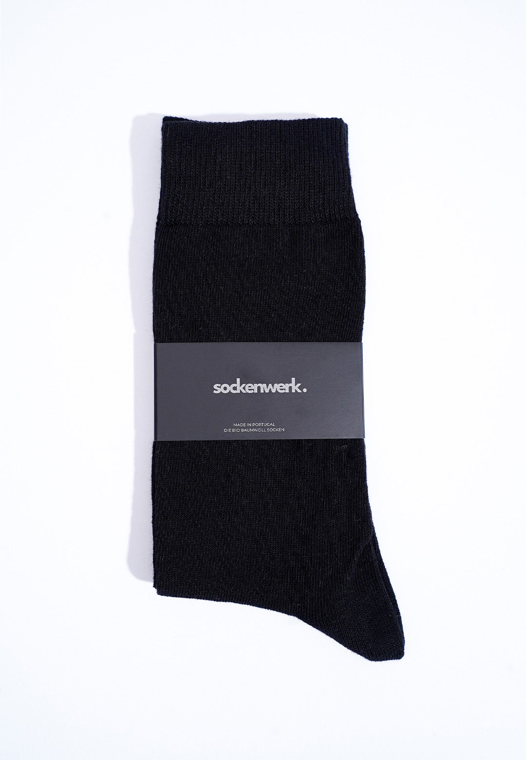 Schwarze Business Socken aus Bio-Baumwolle – Hochwertige, bequeme und atmungsaktive Herrensocken, nachhaltig in Portugal gefertigt – Perfekt für Büro und Alltag.
