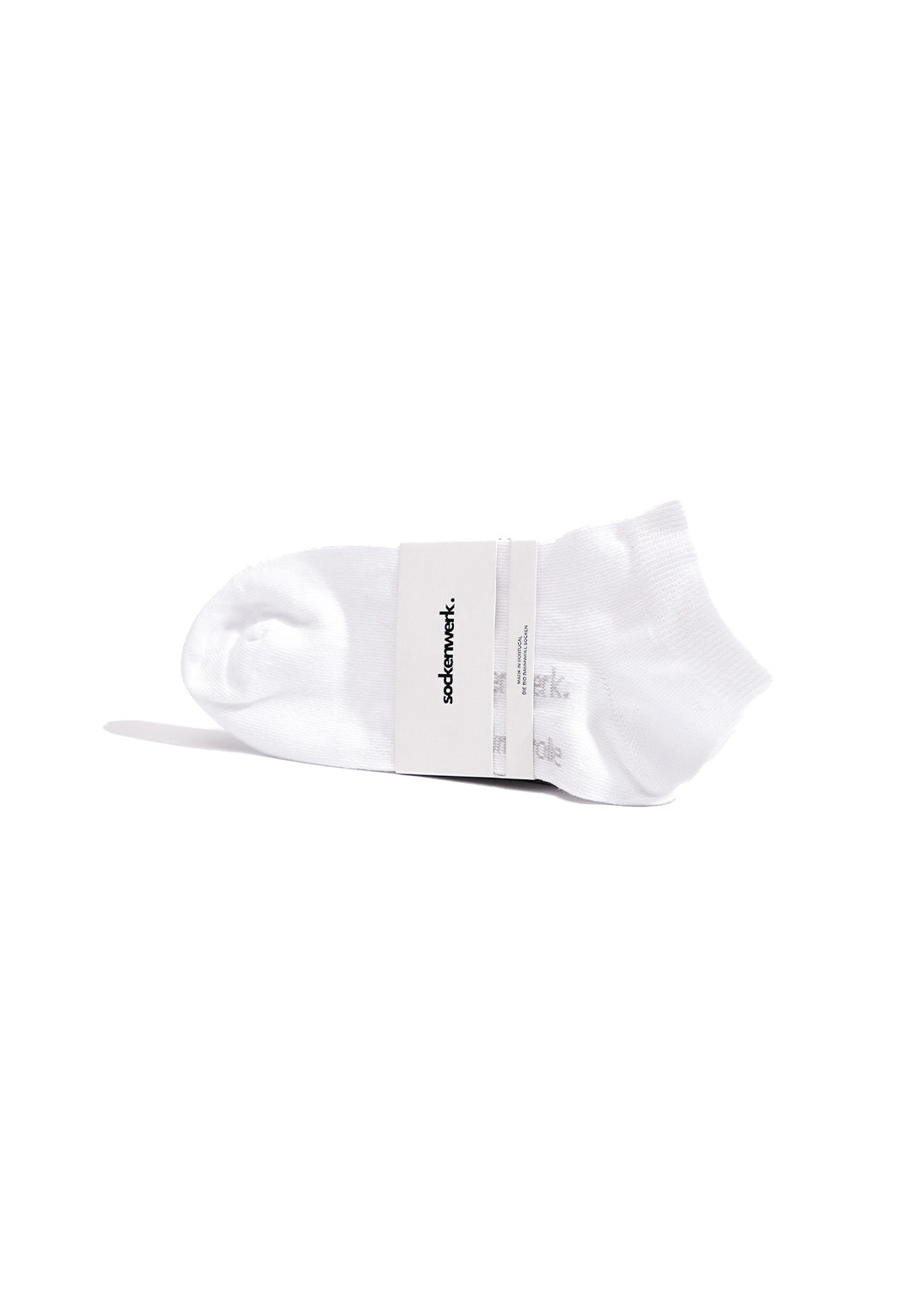 Nachhaltige hautfreundliche Sneaker Socken aus Bio-Baumwolle (Schwarz, Weiß) – Atmungsaktive, rutschfeste bequeme Kurzsocken aus Portugal, ideal für Sport und Alltag.
sockenwerk. Socken hergestellt in Portugal 
